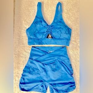 Bombshell Sportswear Blue Marble Sports Bra and Keyhole Toggle Shorts Set